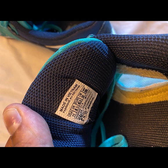 Women’s Reebok - Picture 5 of 5